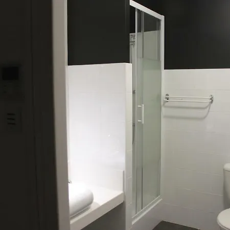 Le Meuble Du Bord De L'isle